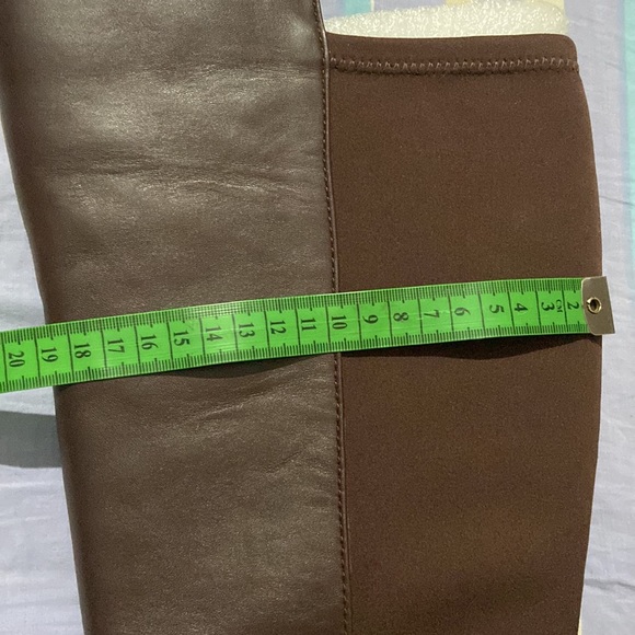 Michael Kors Women’s Bromley Boots in Tan Color - Picture 10 of 12